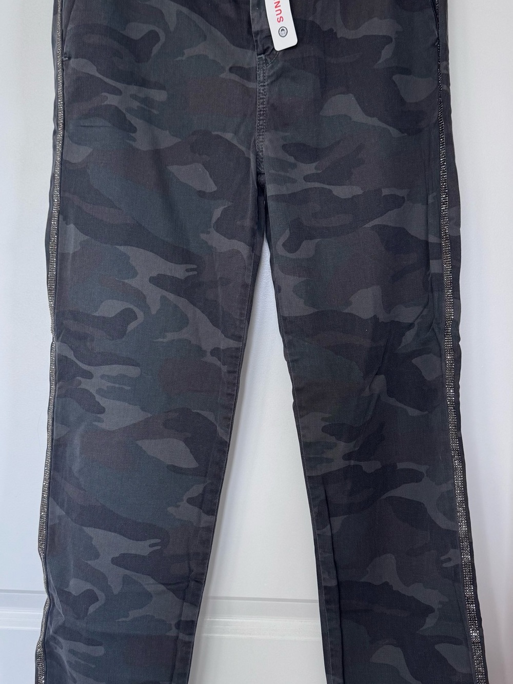 Sundry Black & Gray Camo Straight-Leg Pants with Sparkle Side Trim